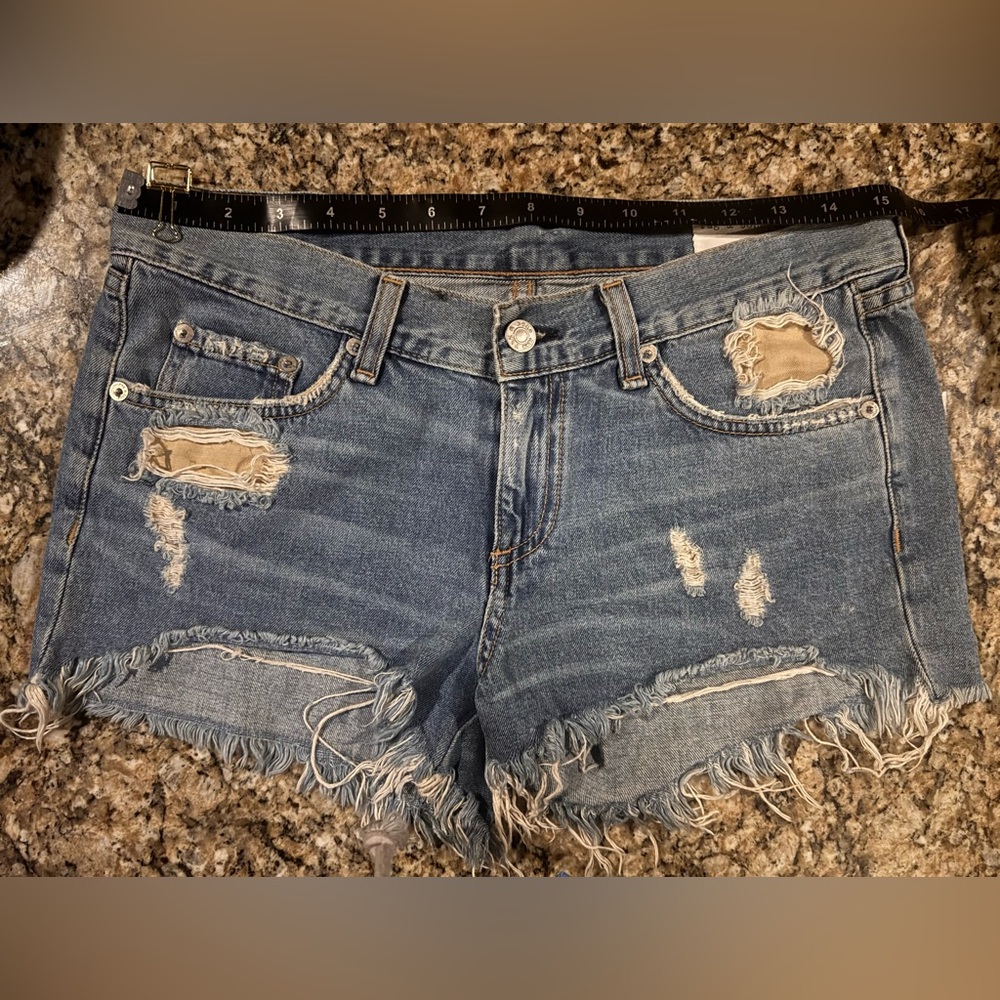 Rag & Bone Winnie Distressed Frayed Cut off Denim Medium Wash Shorts- Size 26 - Picture 5 of 9